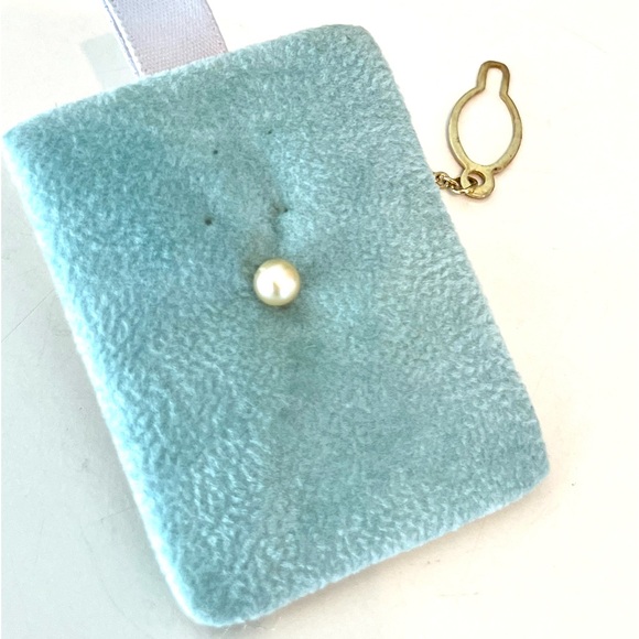 Vintage 60s 10k Genuine Cultured Pearl Tie Tac - Picture 1 of 7